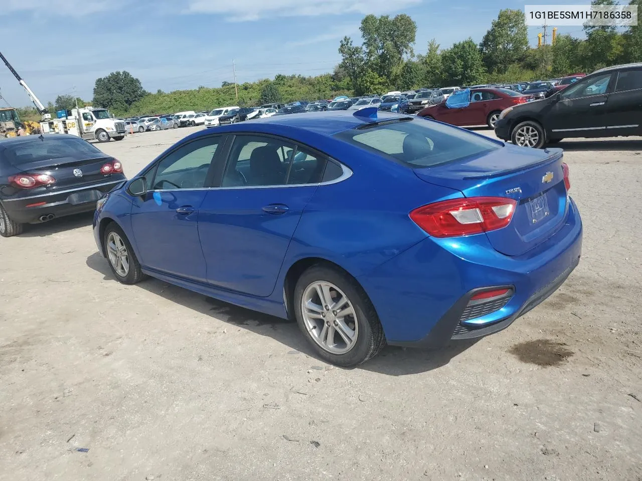 2017 Chevrolet Cruze Lt VIN: 1G1BE5SM1H7186358 Lot: 70768264