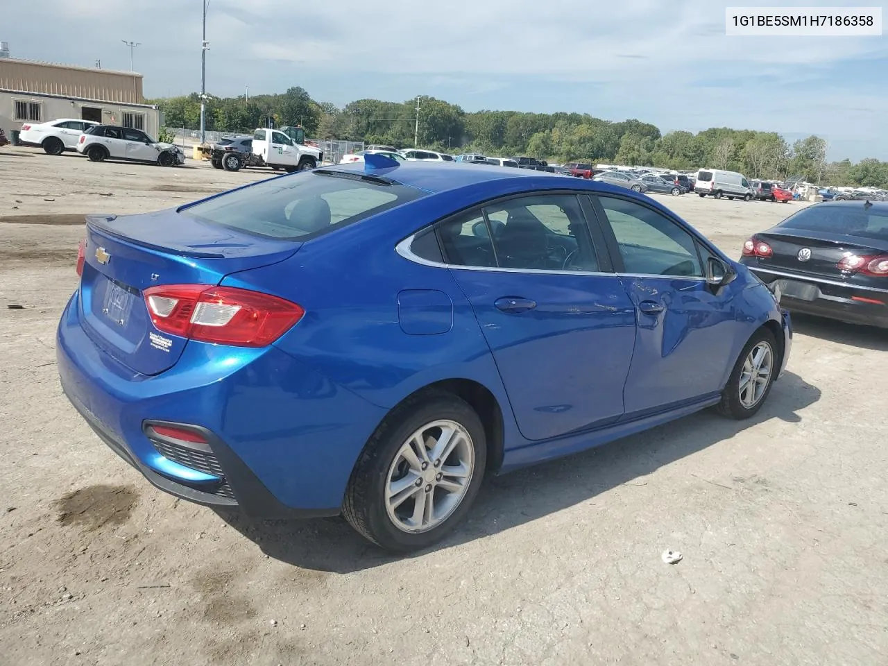 2017 Chevrolet Cruze Lt VIN: 1G1BE5SM1H7186358 Lot: 70768264