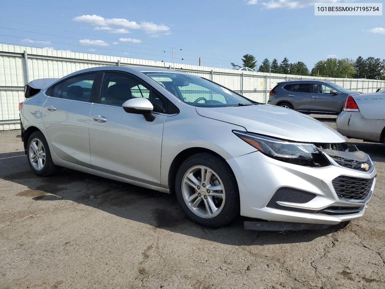 1G1BE5SMXH7195754 2017 Chevrolet Cruze Lt