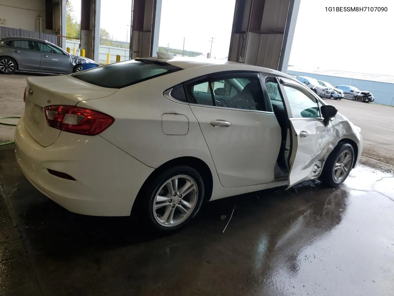 2017 Chevrolet Cruze Lt VIN: 1G1BE5SM8H7107090 Lot: 71069884