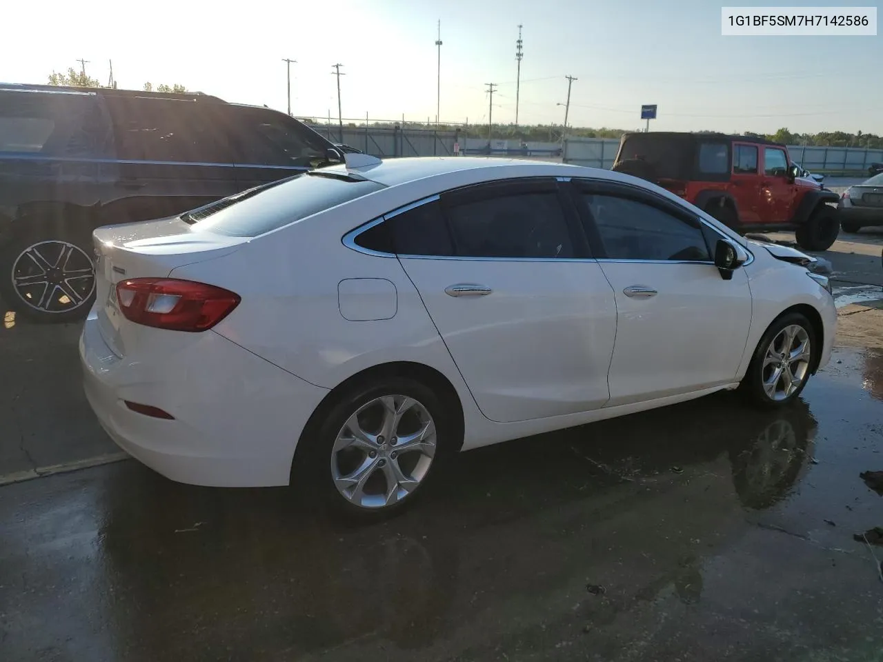 1G1BF5SM7H7142586 2017 Chevrolet Cruze Premier