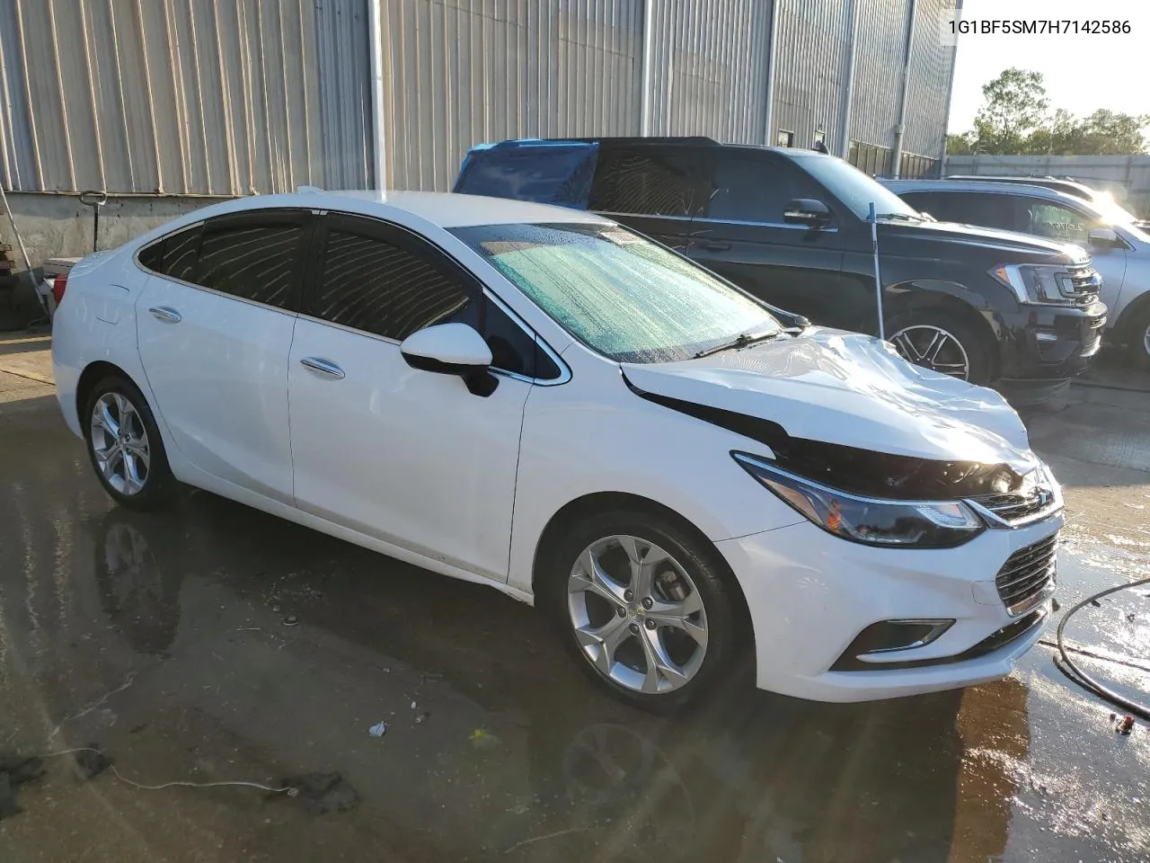 2017 Chevrolet Cruze Premier VIN: 1G1BF5SM7H7142586 Lot: 71082744