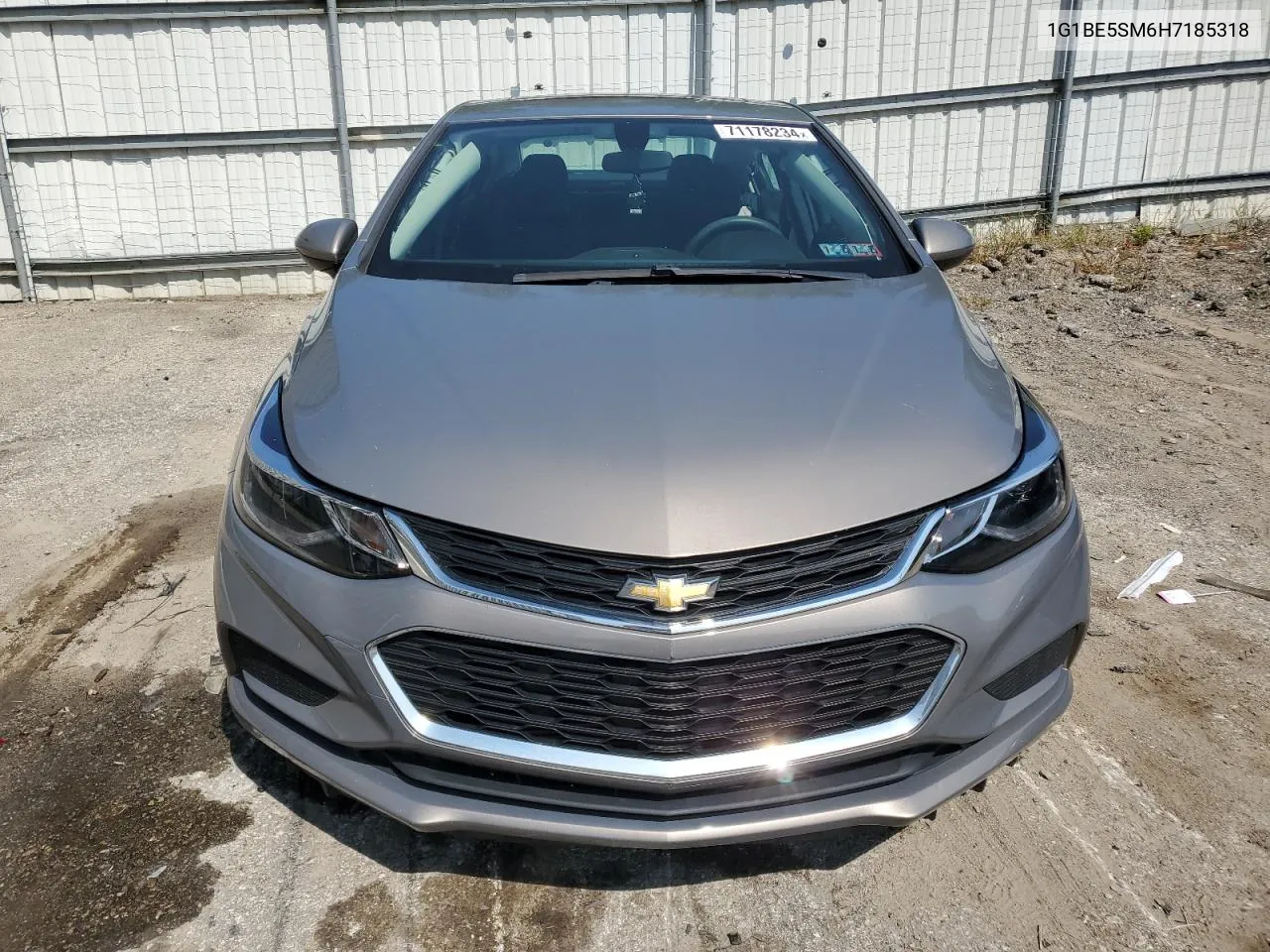 1G1BE5SM6H7185318 2017 Chevrolet Cruze Lt