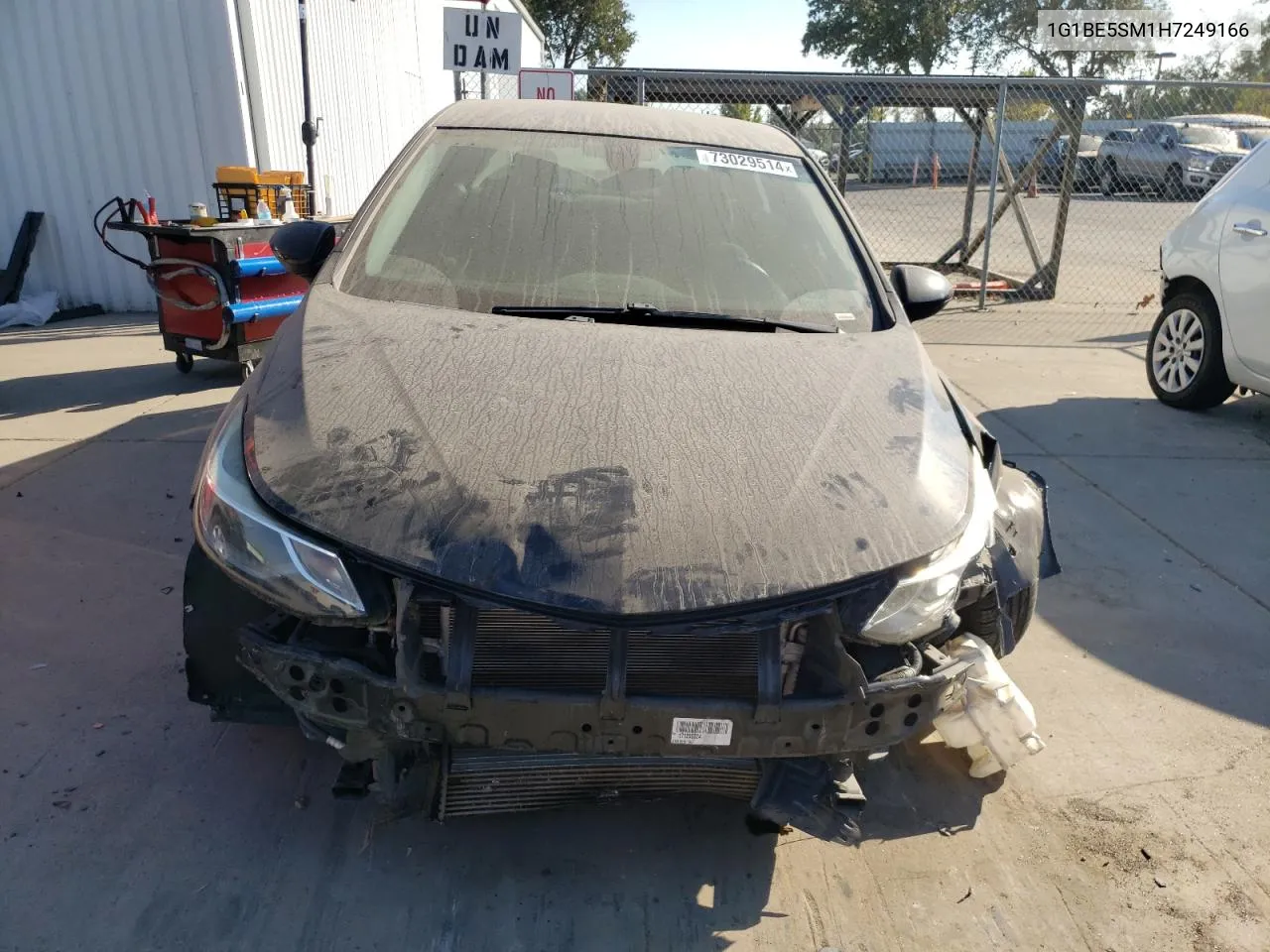 1G1BE5SM1H7249166 2017 Chevrolet Cruze Lt