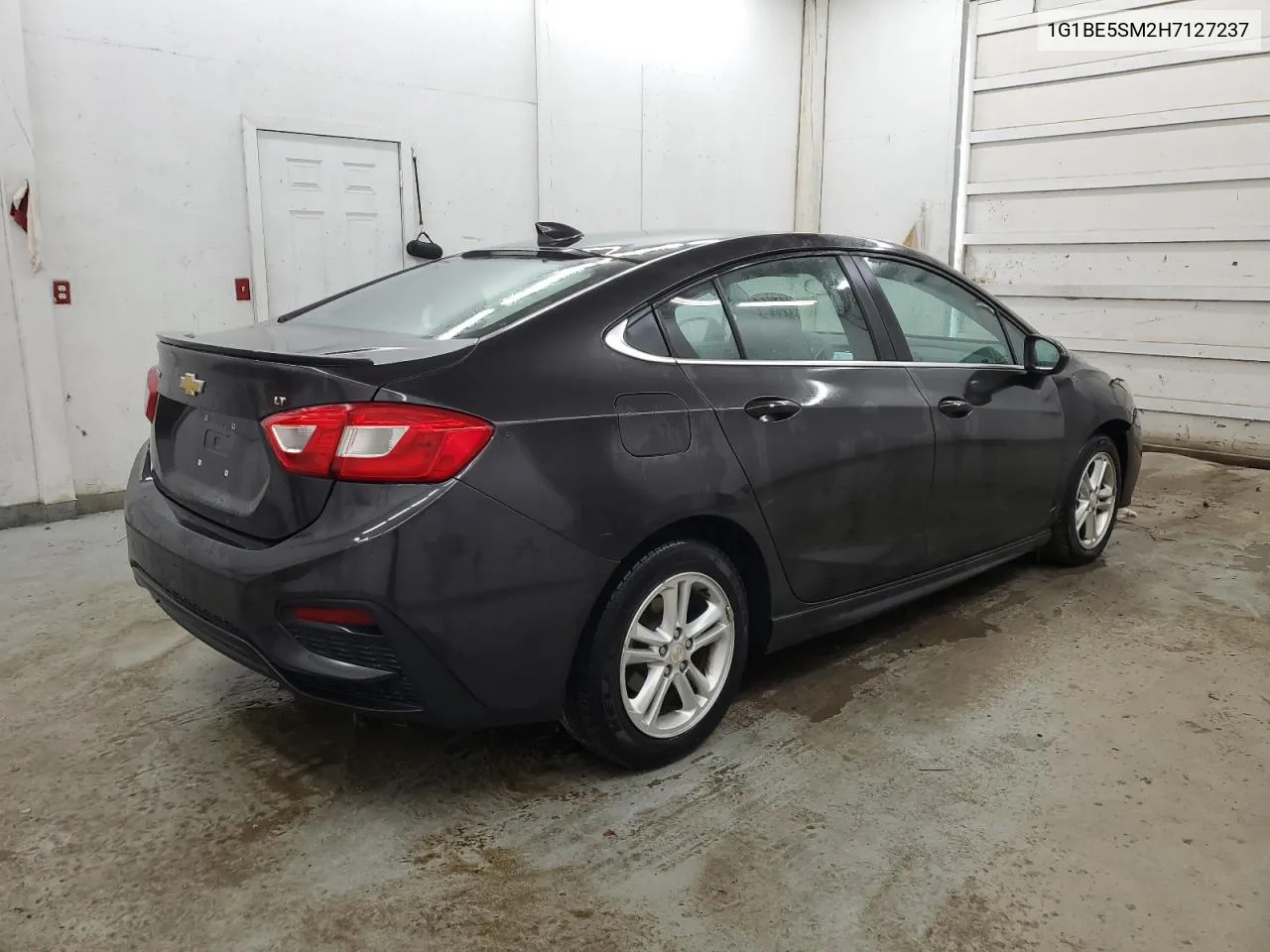 2017 Chevrolet Cruze Lt VIN: 1G1BE5SM2H7127237 Lot: 74190534