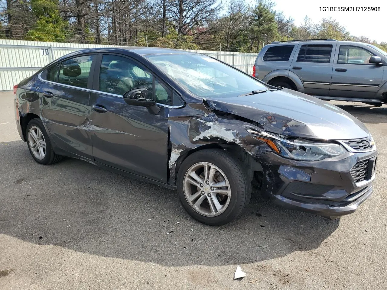 1G1BE5SM2H7125908 2017 Chevrolet Cruze Lt