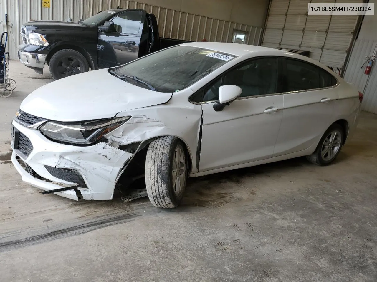 2017 Chevrolet Cruze Lt VIN: 1G1BE5SM4H7238324 Lot: 76940244