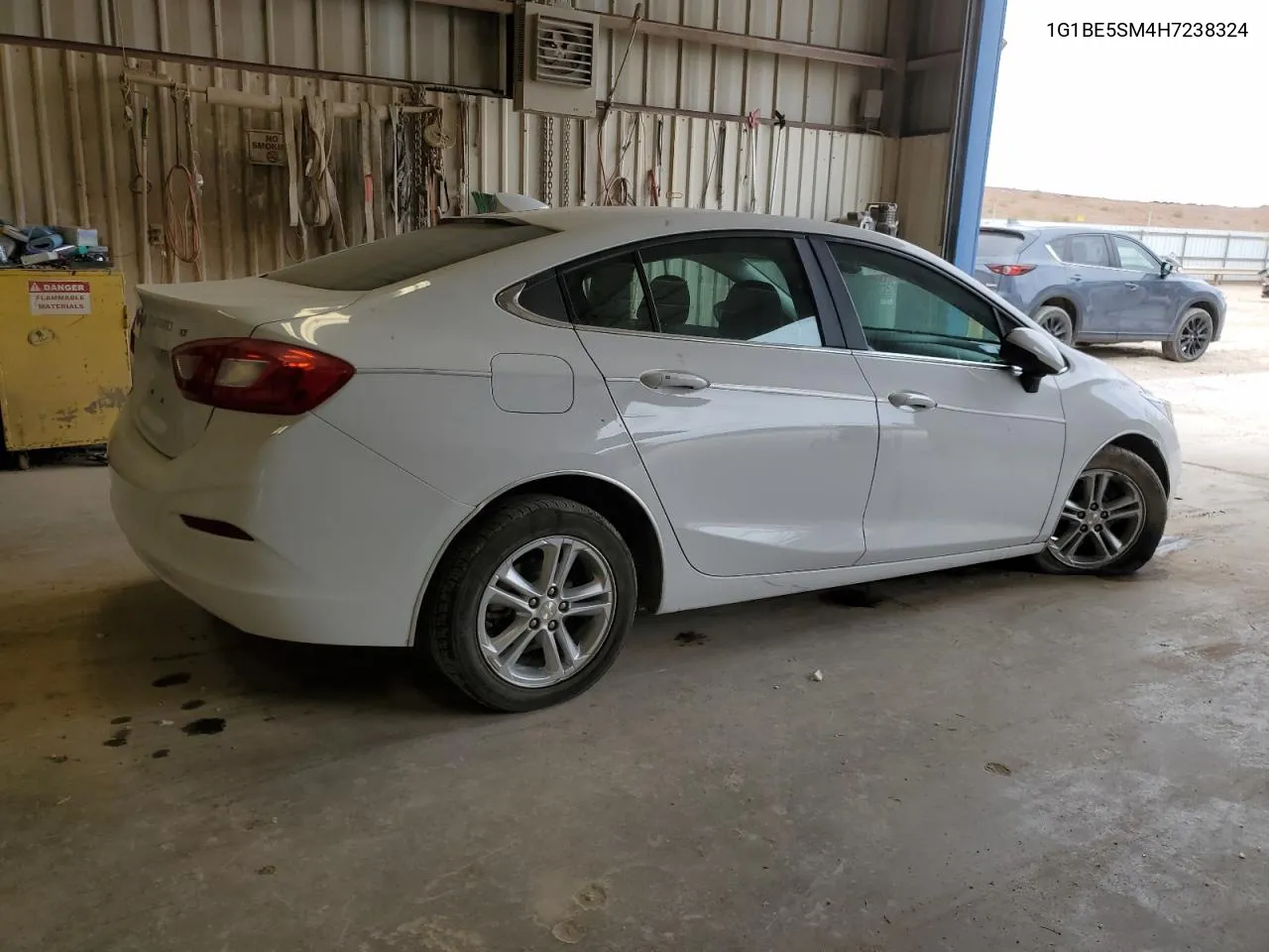 2017 Chevrolet Cruze Lt VIN: 1G1BE5SM4H7238324 Lot: 76940244