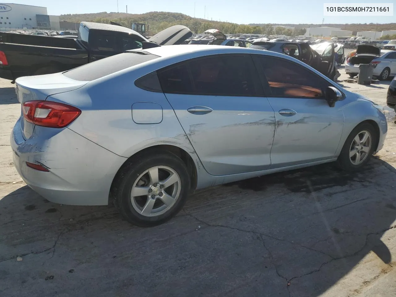 2017 Chevrolet Cruze Ls VIN: 1G1BC5SM0H7211661 Lot: 77370174