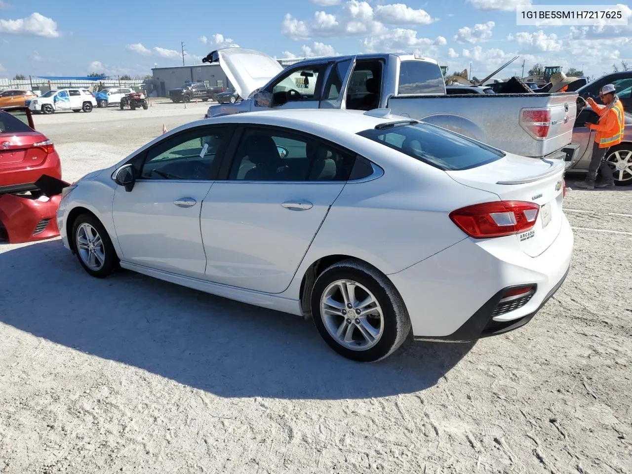 1G1BE5SM1H7217625 2017 Chevrolet Cruze Lt