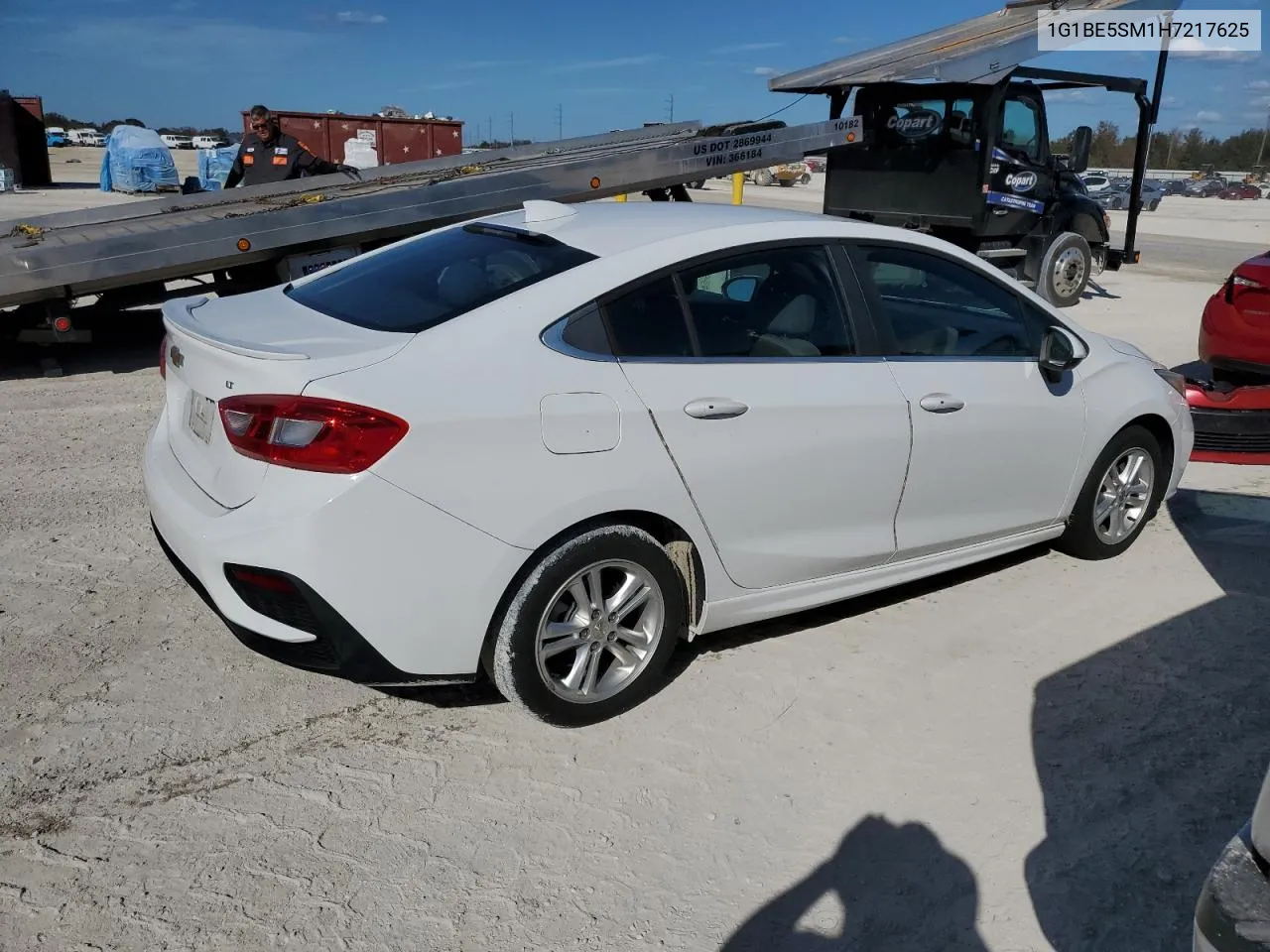 2017 Chevrolet Cruze Lt VIN: 1G1BE5SM1H7217625 Lot: 77683734