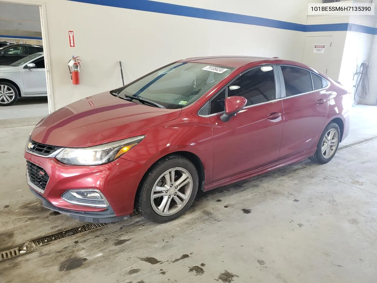 2017 Chevrolet Cruze Lt VIN: 1G1BE5SM6H7135390 Lot: 79108434