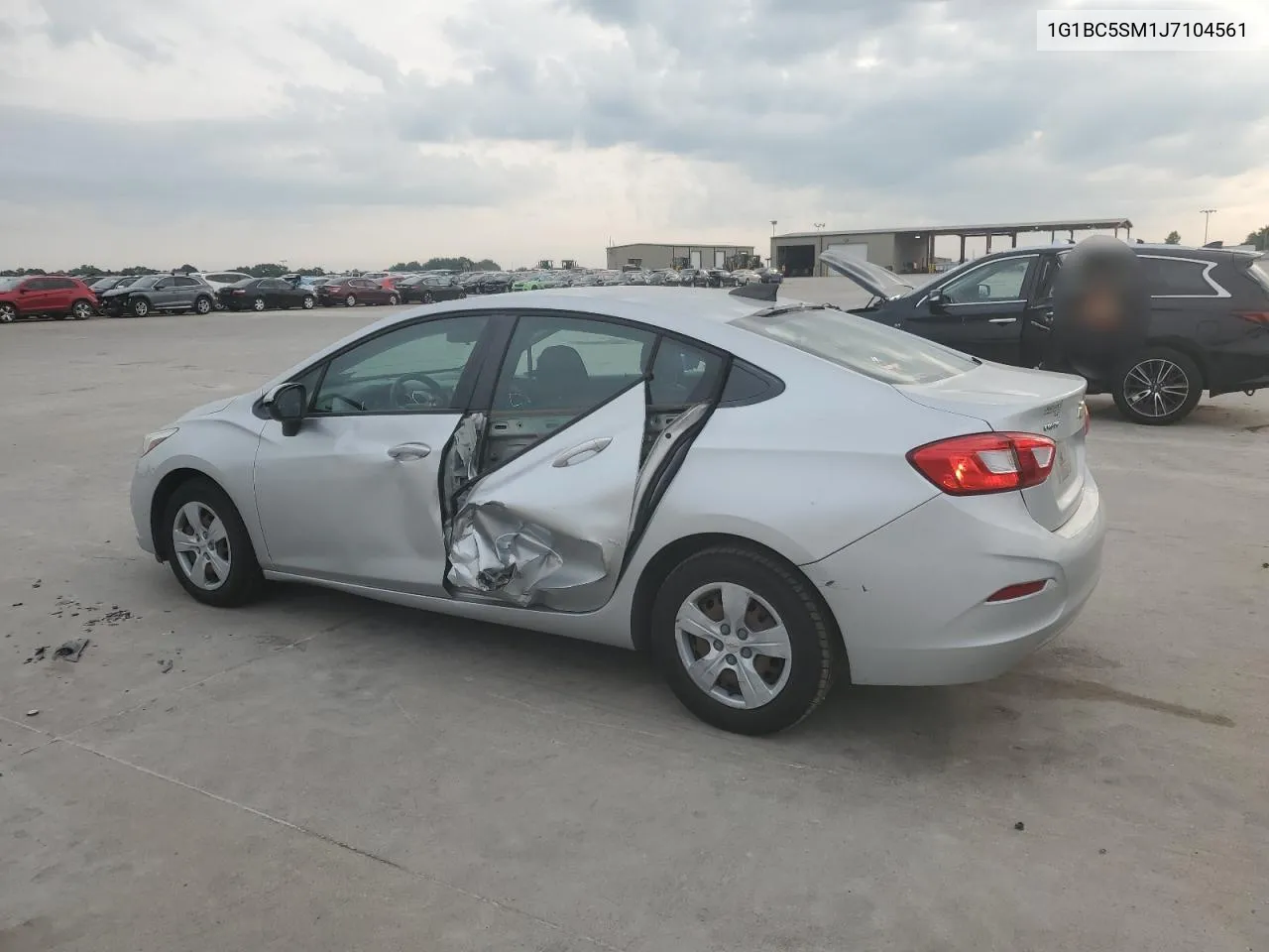 1G1BC5SM1J7104561 2018 Chevrolet Cruze Ls