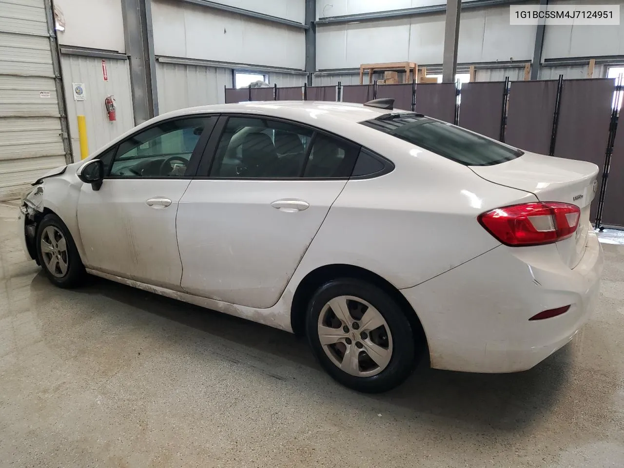 1G1BC5SM4J7124951 2018 Chevrolet Cruze Ls