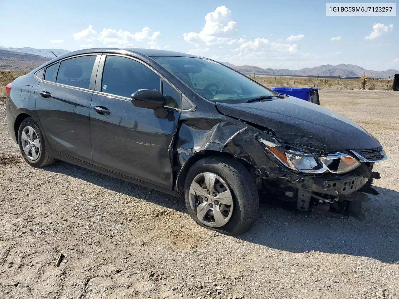 1G1BC5SM6J7123297 2018 Chevrolet Cruze Ls