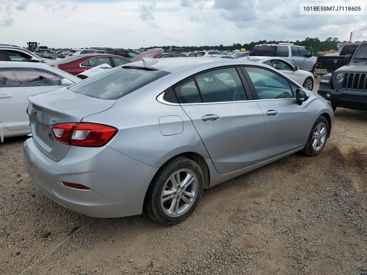 2018 Chevrolet Cruze Lt VIN: 1G1BE5SM7J7118605 Lot: 65340414