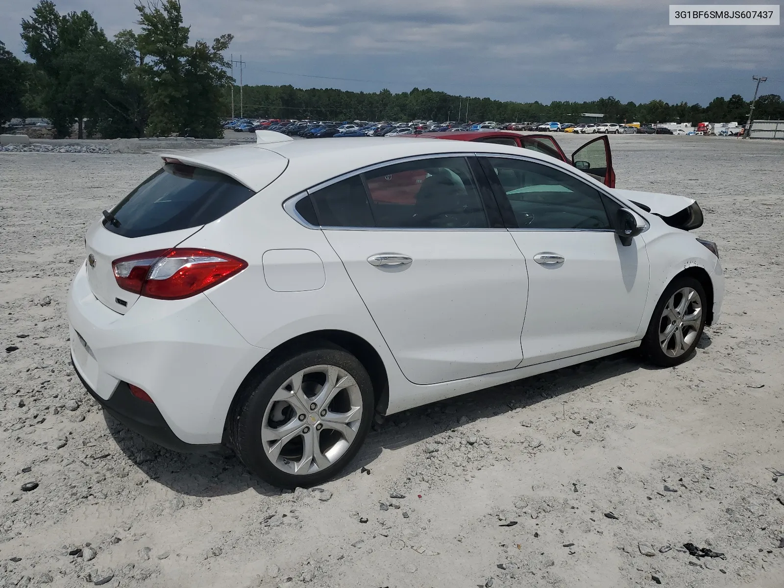 2018 Chevrolet Cruze Premier VIN: 3G1BF6SM8JS607437 Lot: 68521344