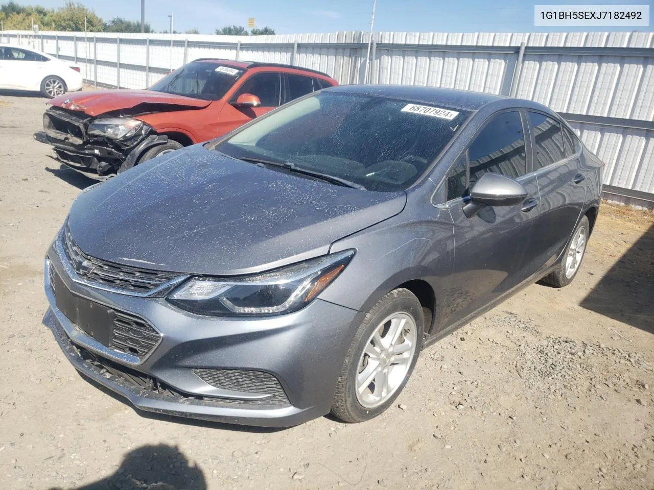 1G1BH5SEXJ7182492 2018 Chevrolet Cruze Lt