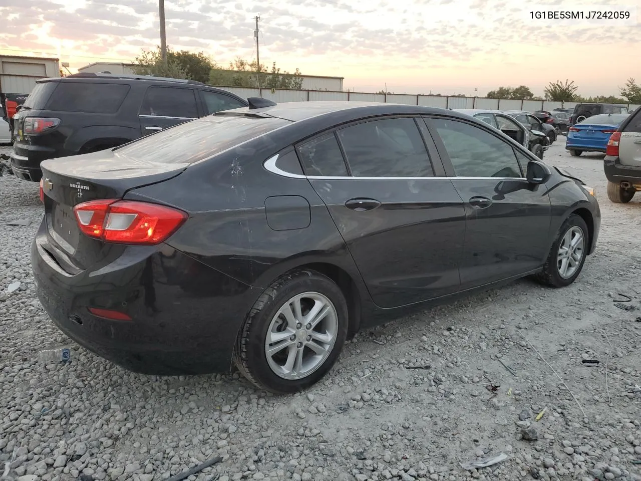 2018 Chevrolet Cruze Lt VIN: 1G1BE5SM1J7242059 Lot: 68970164