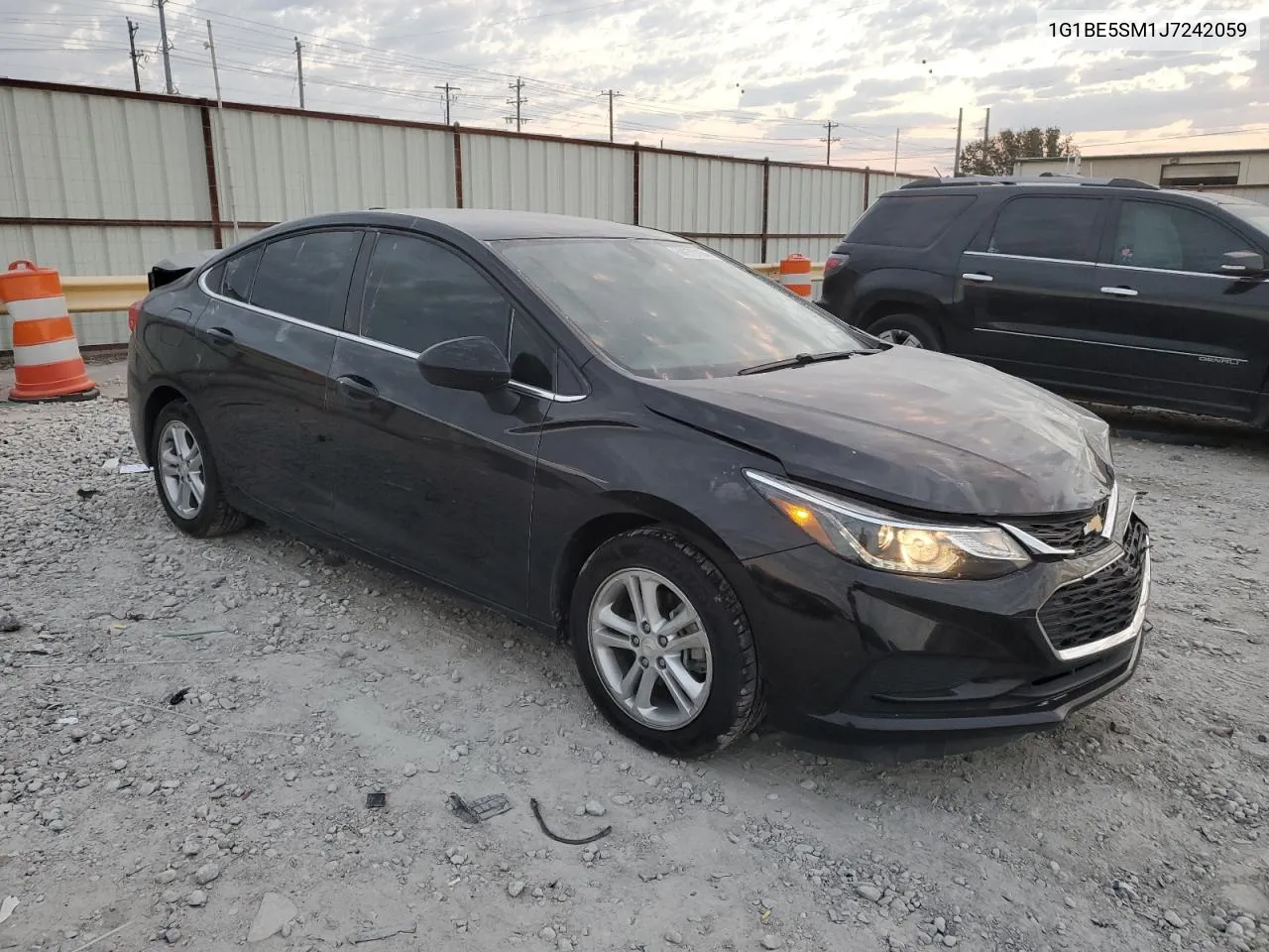 2018 Chevrolet Cruze Lt VIN: 1G1BE5SM1J7242059 Lot: 68970164