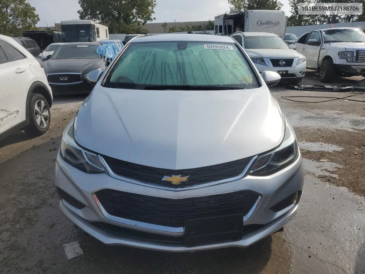 2018 Chevrolet Cruze Lt VIN: 1G1BE5SM3J7138706 Lot: 69285924