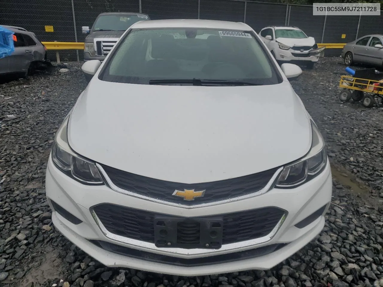 2018 Chevrolet Cruze Ls VIN: 1G1BC5SM9J7211728 Lot: 69665944