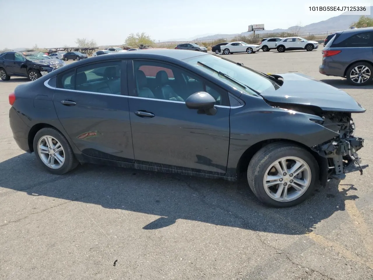 1G1BG5SE4J7125336 2018 Chevrolet Cruze Lt