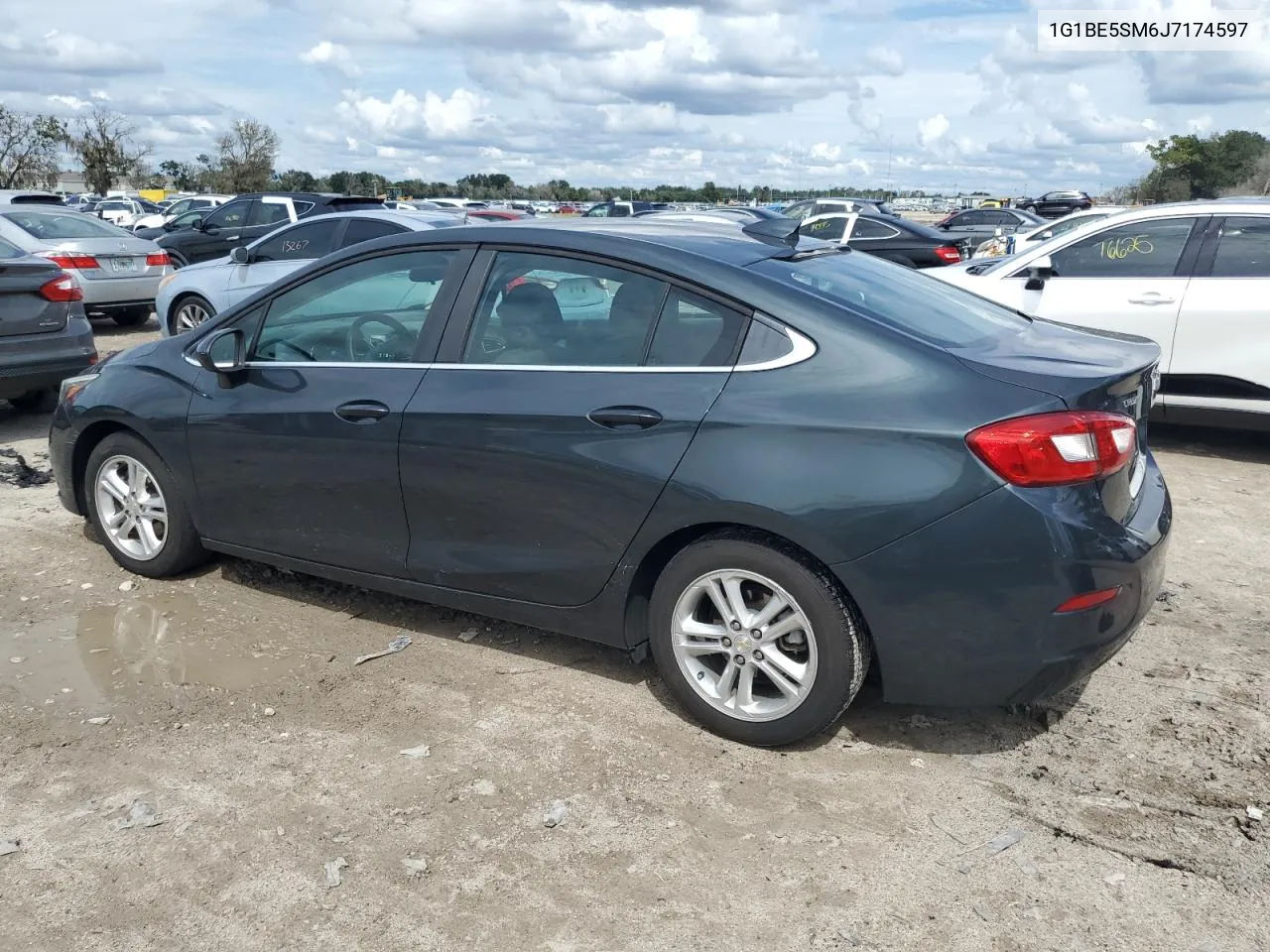 2018 Chevrolet Cruze Lt VIN: 1G1BE5SM6J7174597 Lot: 70929234