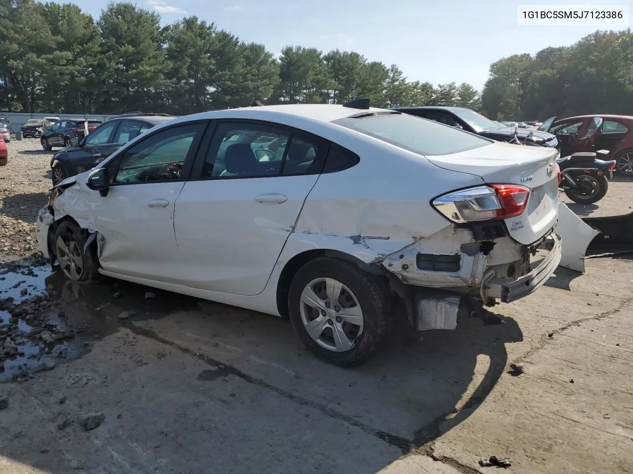 2018 Chevrolet Cruze Ls VIN: 1G1BC5SM5J7123386 Lot: 71439584