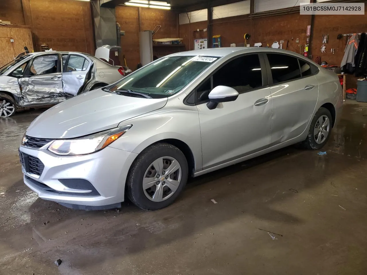 2018 Chevrolet Cruze Ls VIN: 1G1BC5SM0J7142928 Lot: 72142414