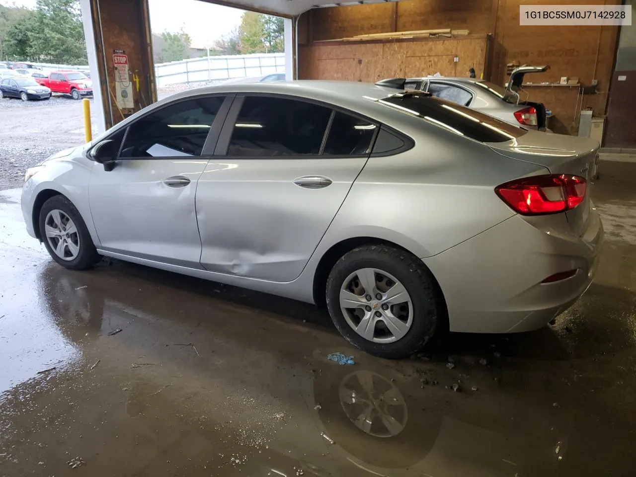 2018 Chevrolet Cruze Ls VIN: 1G1BC5SM0J7142928 Lot: 72142414