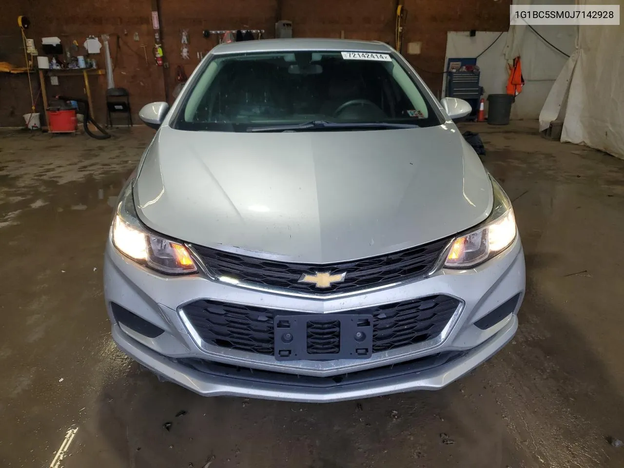 1G1BC5SM0J7142928 2018 Chevrolet Cruze Ls