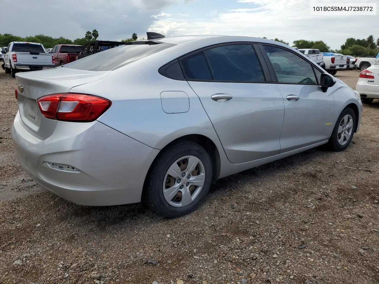 1G1BC5SM4J7238772 2018 Chevrolet Cruze Ls