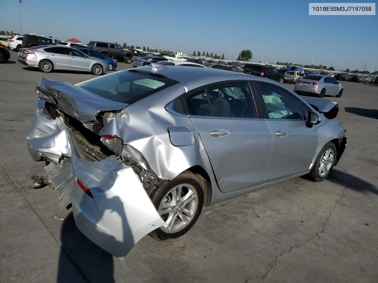 2018 Chevrolet Cruze Lt VIN: 1G1BE5SM3J7197058 Lot: 72854334