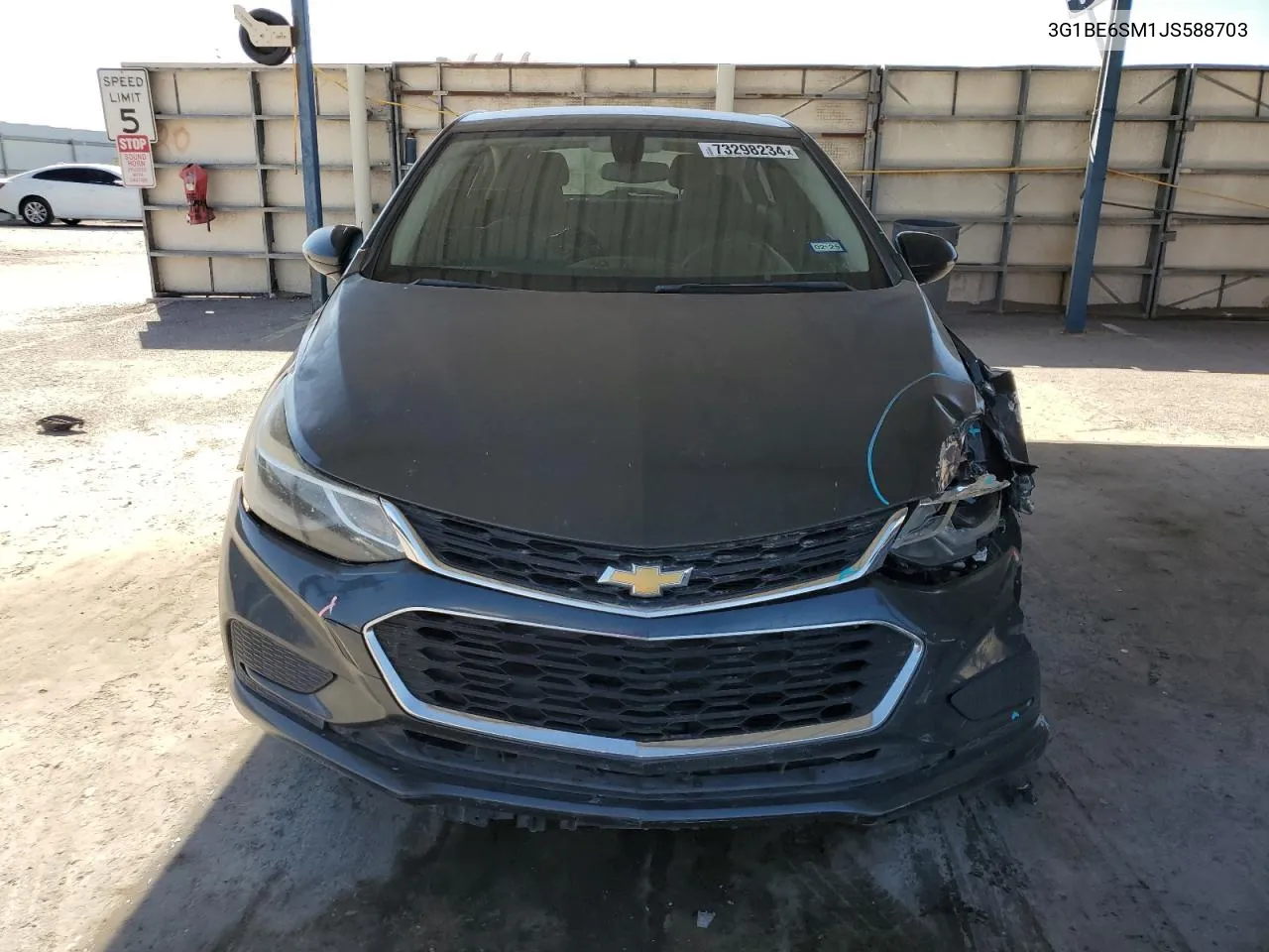 3G1BE6SM1JS588703 2018 Chevrolet Cruze Lt