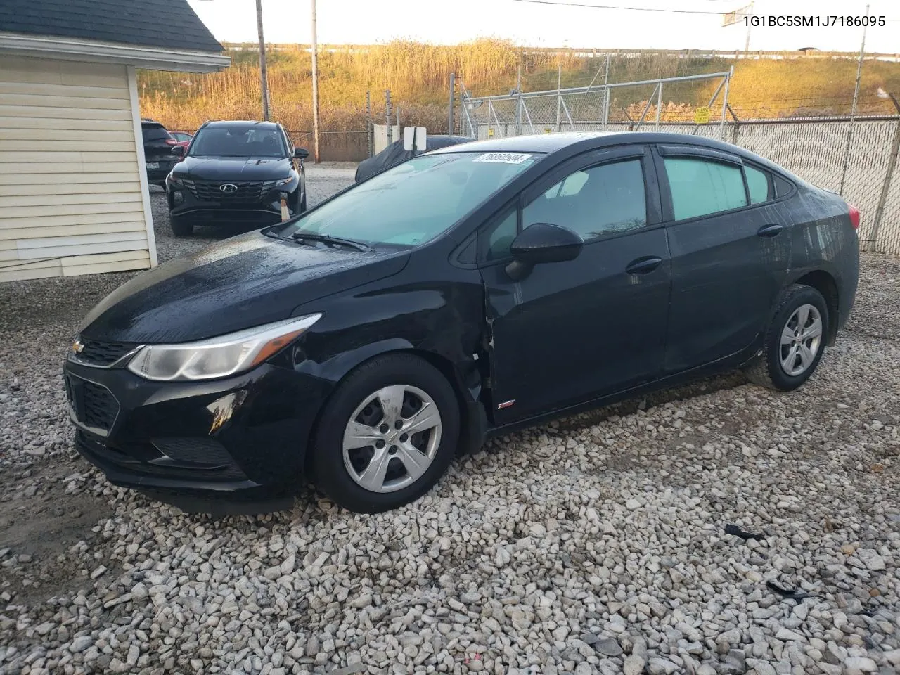 1G1BC5SM1J7186095 2018 Chevrolet Cruze Ls