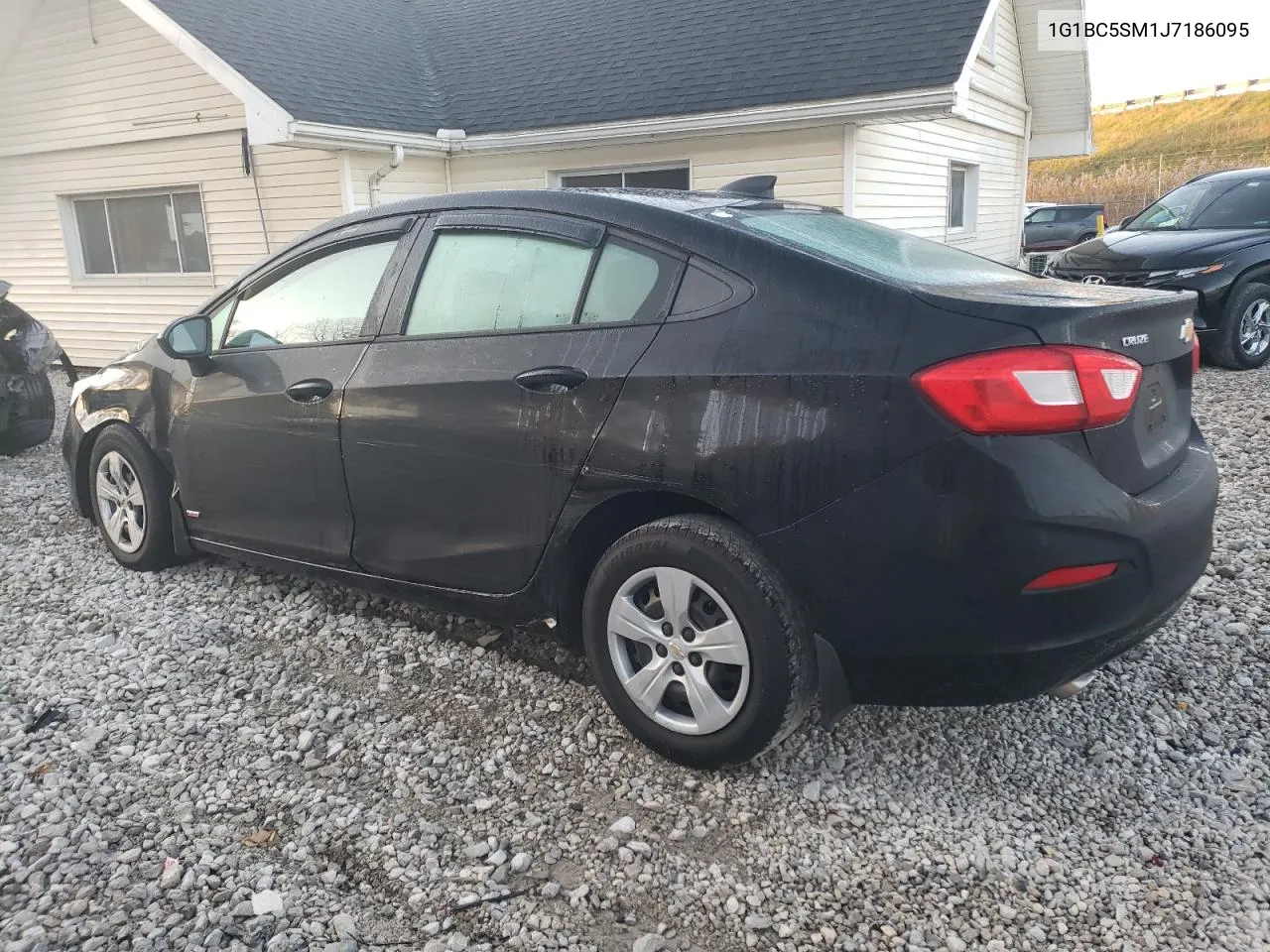 2018 Chevrolet Cruze Ls VIN: 1G1BC5SM1J7186095 Lot: 75850504