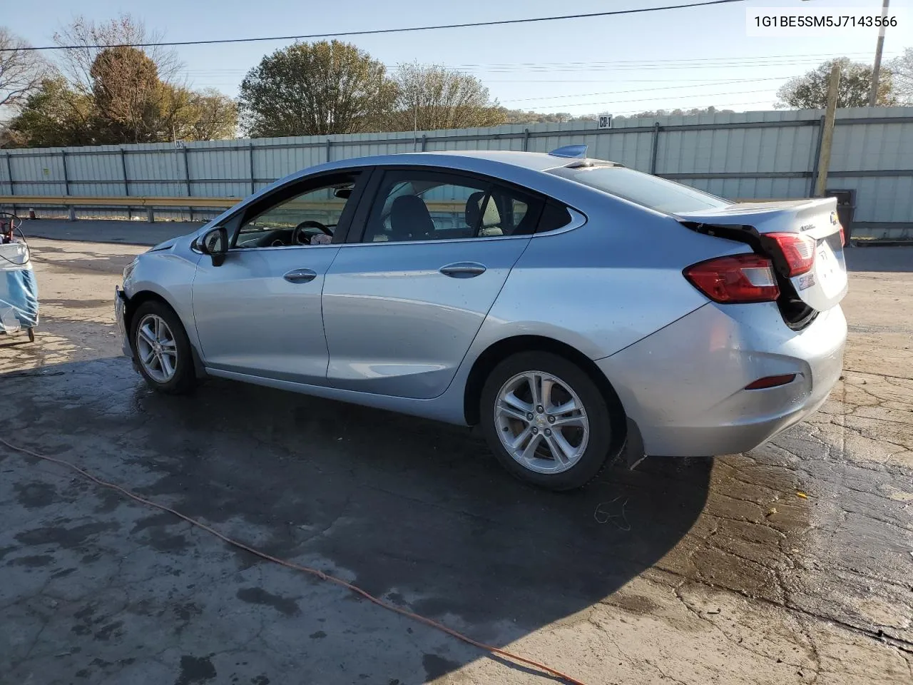 2018 Chevrolet Cruze Lt VIN: 1G1BE5SM5J7143566 Lot: 77151144