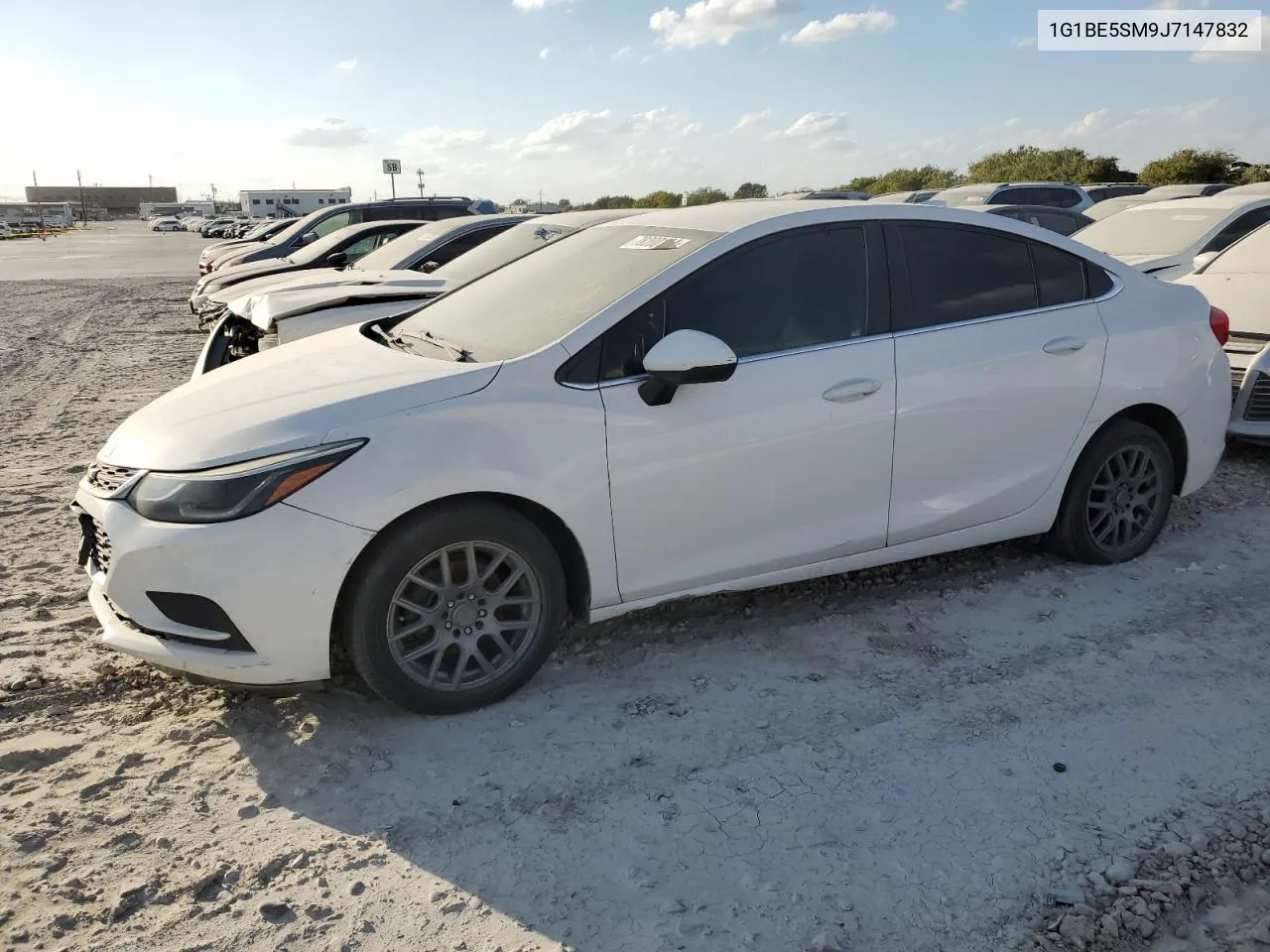 1G1BE5SM9J7147832 2018 Chevrolet Cruze Lt