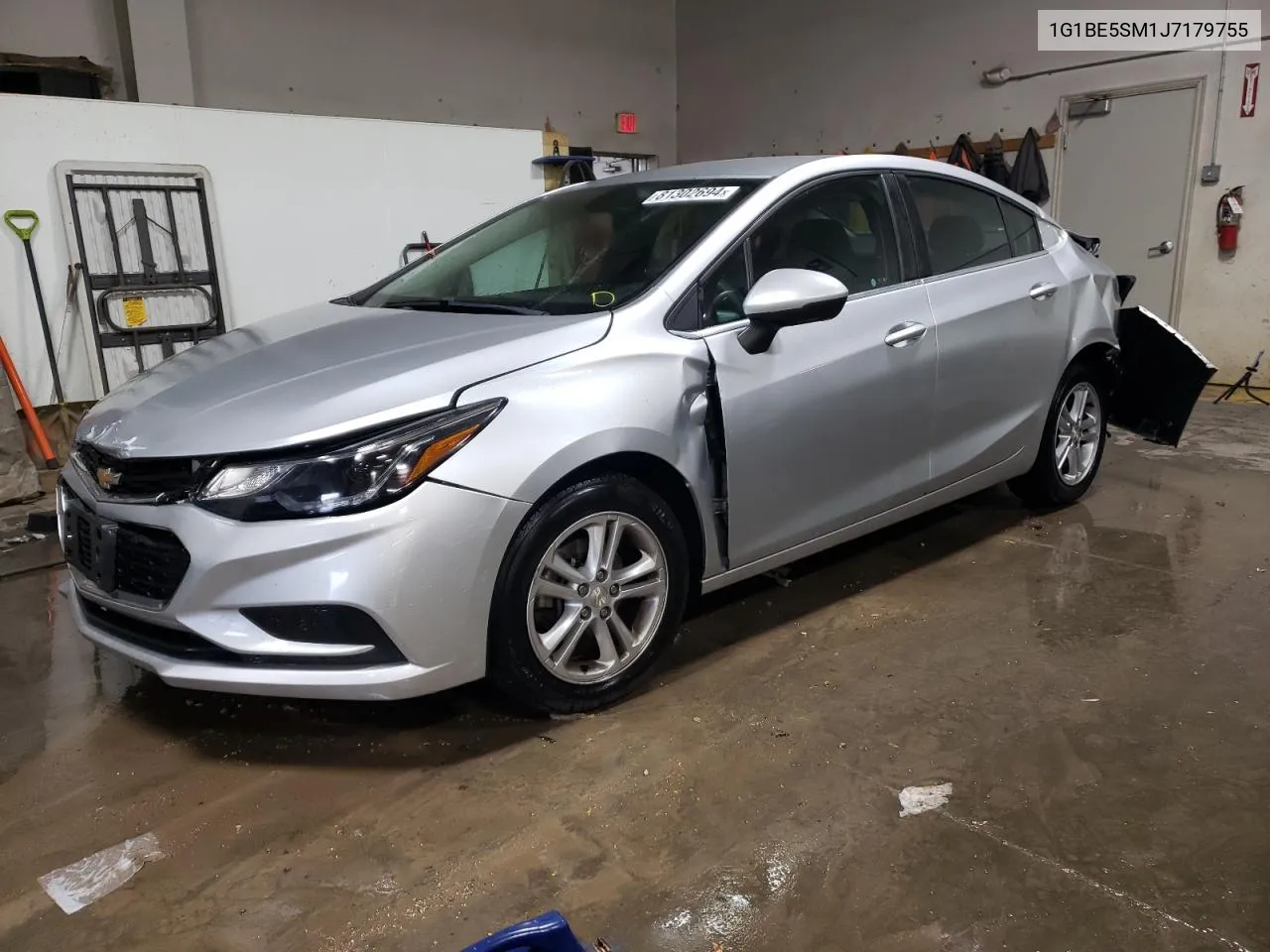 2018 Chevrolet Cruze Lt VIN: 1G1BE5SM1J7179755 Lot: 81302694