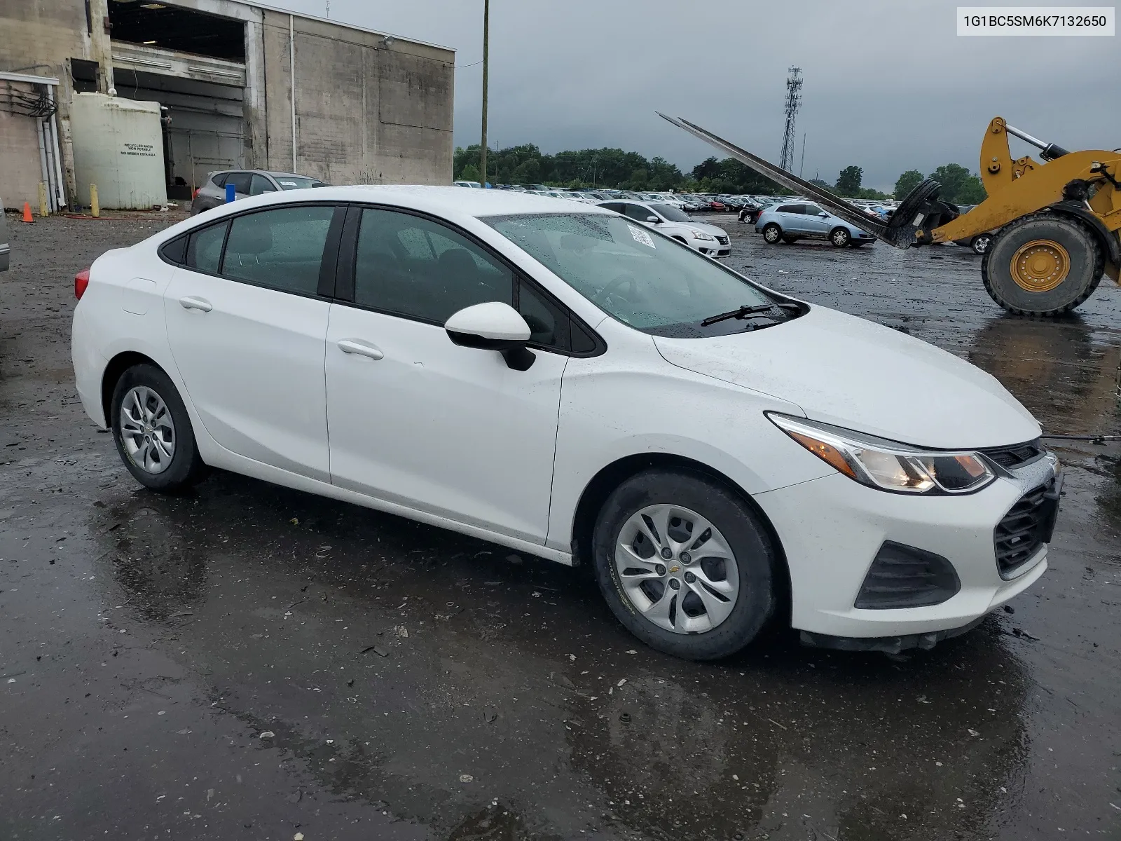 2019 Chevrolet Cruze Ls VIN: 1G1BC5SM6K7132650 Lot: 54843844