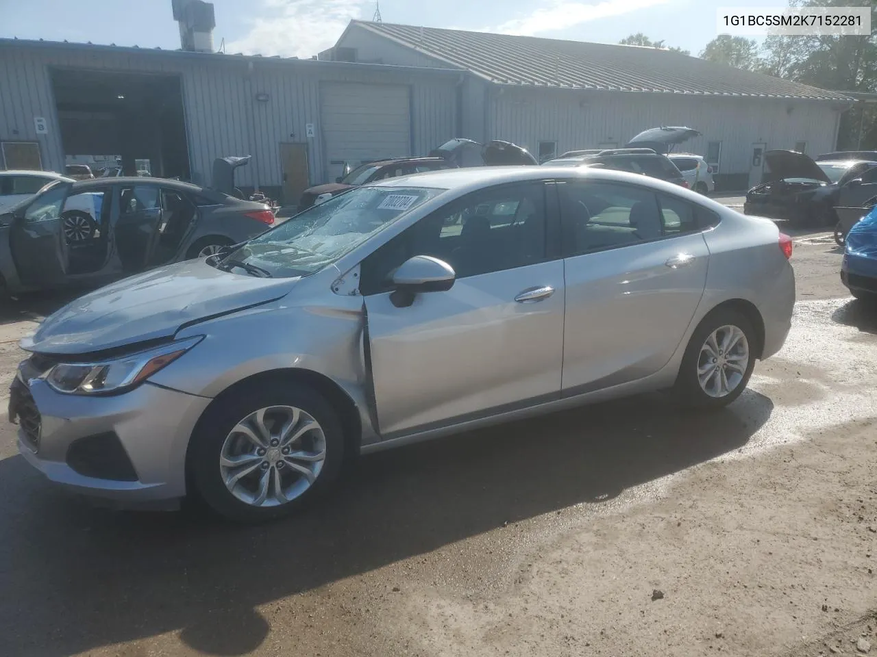 2019 Chevrolet Cruze Ls VIN: 1G1BC5SM2K7152281 Lot: 70032704