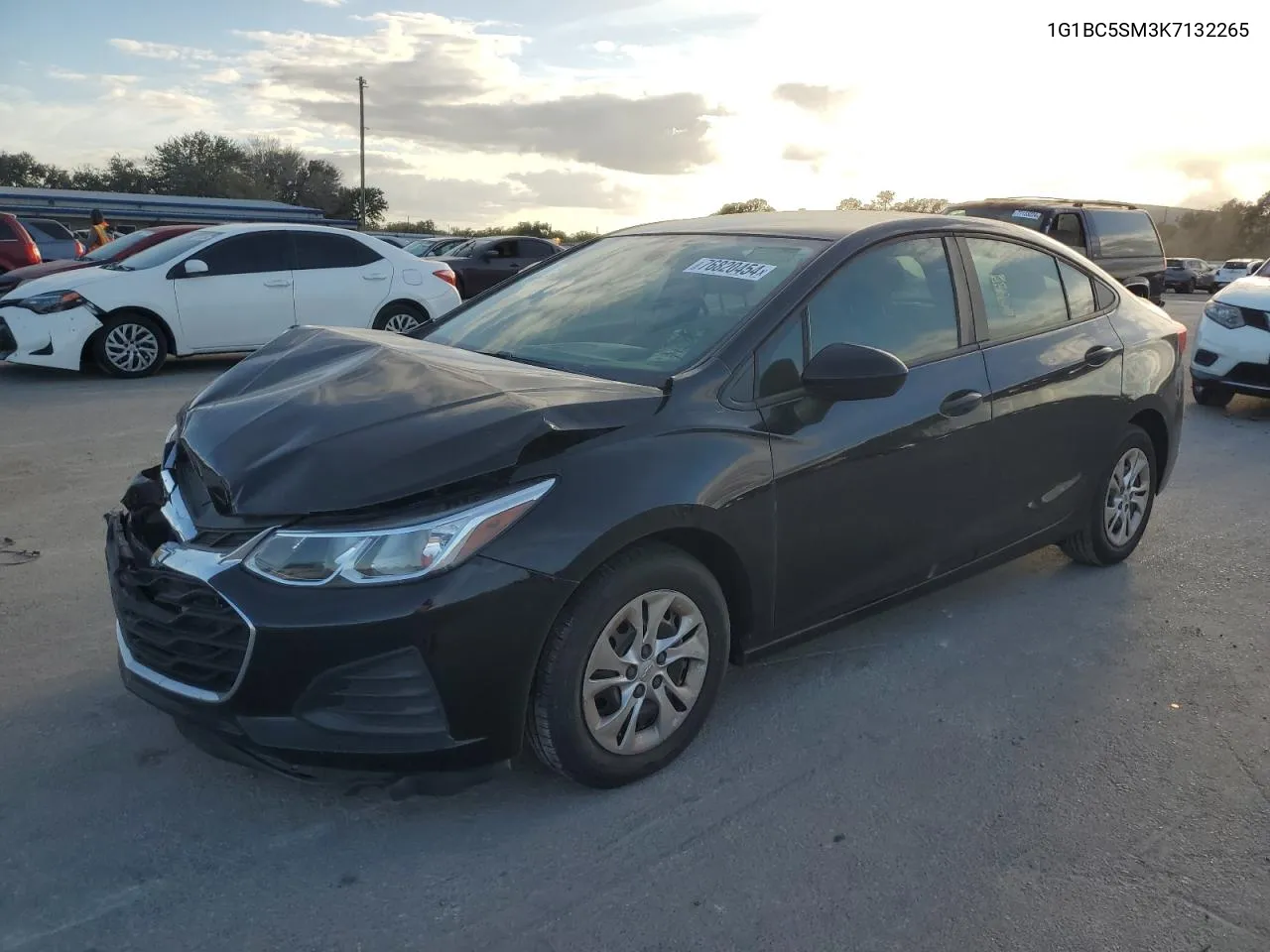 2019 Chevrolet Cruze Ls VIN: 1G1BC5SM3K7132265 Lot: 76820454