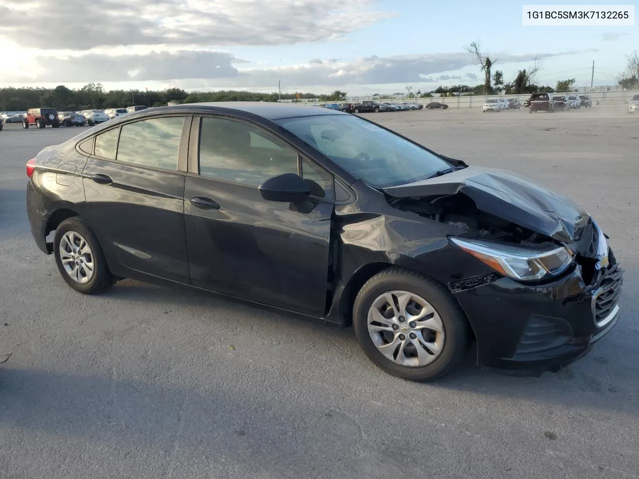 2019 Chevrolet Cruze Ls VIN: 1G1BC5SM3K7132265 Lot: 76820454