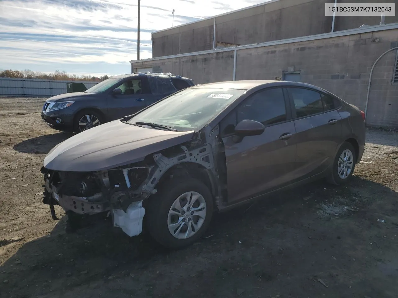 2019 Chevrolet Cruze Ls VIN: 1G1BC5SM7K7132043 Lot: 79018474