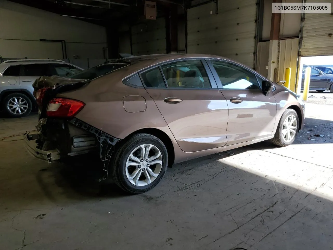 2019 Chevrolet Cruze Ls VIN: 1G1BC5SM7K7105005 Lot: 81251444