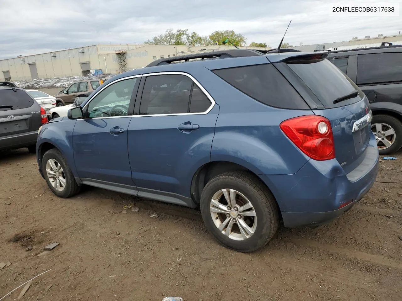 2CNFLEEC0B6317638 2011 Chevrolet Equinox Lt