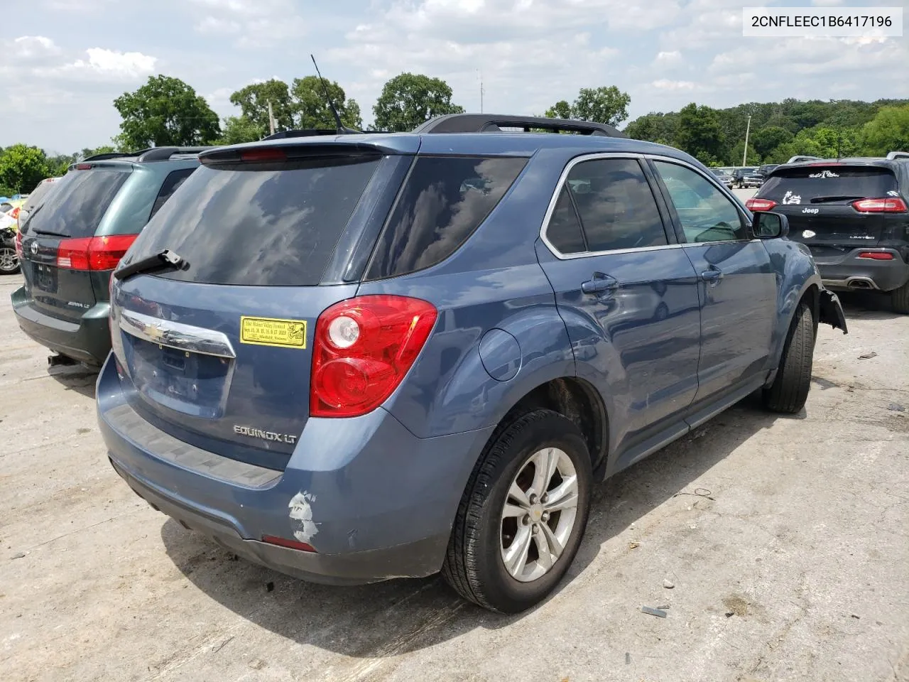 2CNFLEEC1B6417196 2011 Chevrolet Equinox Lt