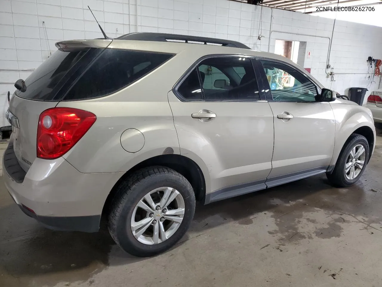 2CNFLEEC0B6262706 2011 Chevrolet Equinox Lt