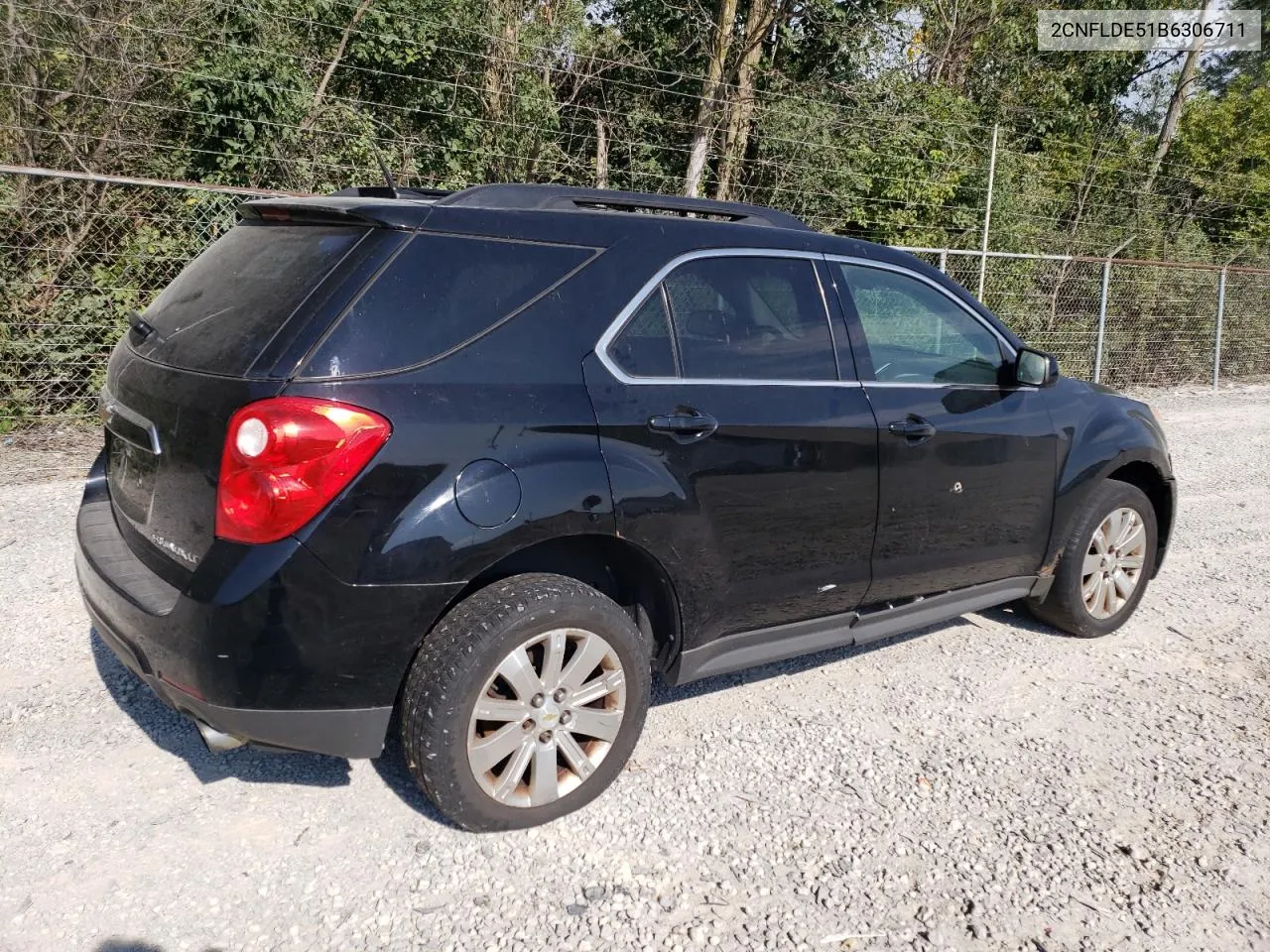 2CNFLDE51B6306711 2011 Chevrolet Equinox Lt